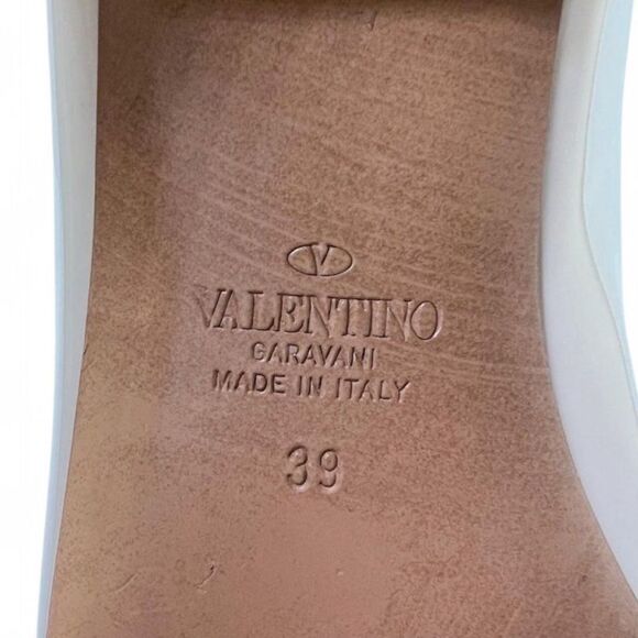 VALENTINO GARAVANI Cream Patent Leather One Gold Stud Ballet Flats Size … - Picture 15 of 15